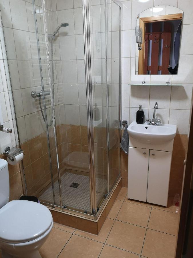 Apartamenty Pokoje Przy Wyciagu 717 คาร์ปัตซ์ ภายนอก รูปภาพ